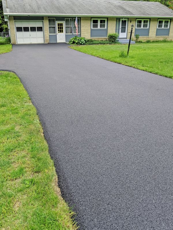 Residential Asphalt Maintenance